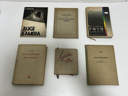 Sehr alte kamera lehrbuch - sehr,